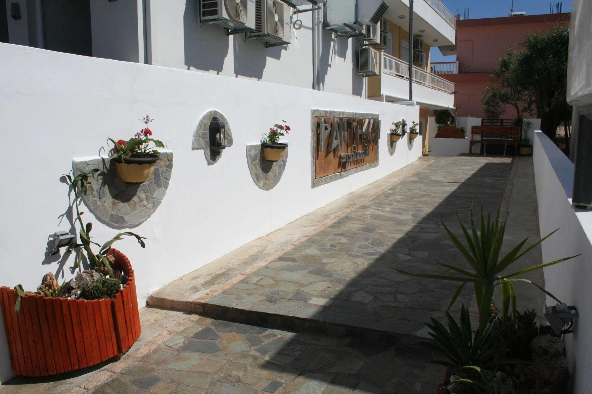 Pantheon Deluxe Apartments Archangelos  Bagian luar foto